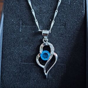 Sterling silver heart pendant necklace